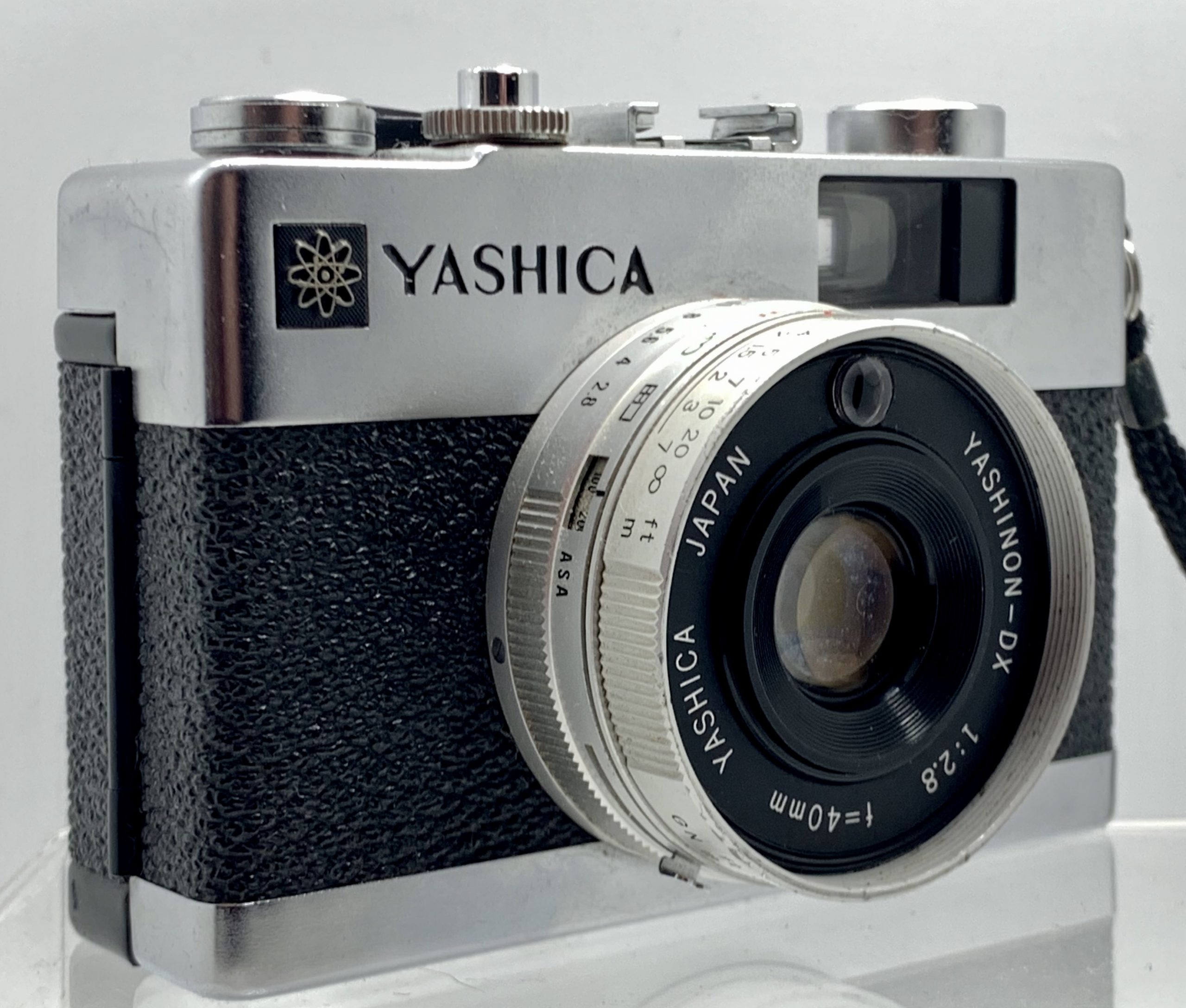 Yashica Electro 35MC